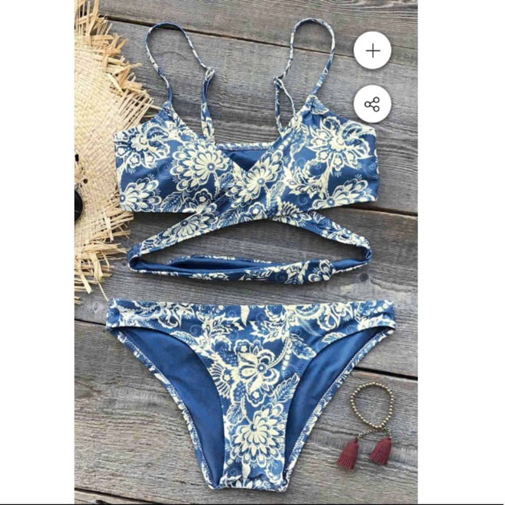 CUPSHE SEASIDE WIND CHIME FLORAL BIKINI SET XL NWT